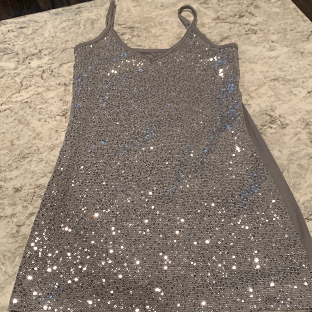 Vanity size medium tank